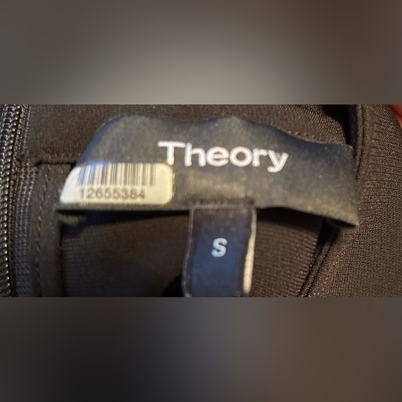 Theory Sleeveless Black Top - Picture 6 of 6